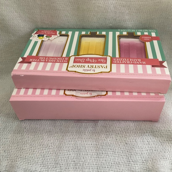 NEW La Petite Pastry Shop Ice Cream Trio Ice Pop Trio Bath Fizzies Two Boxes - Picture 12 of 12